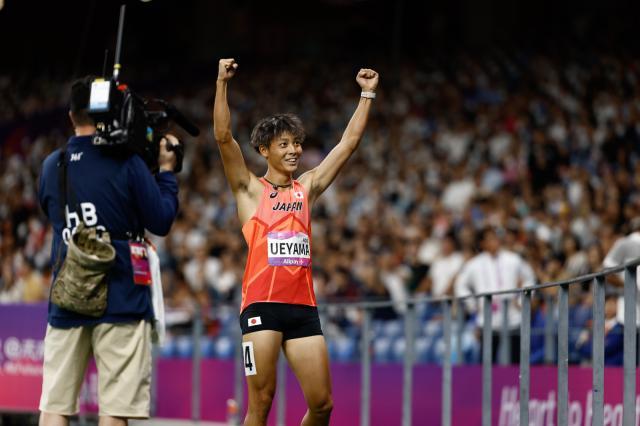 1696489404487011099.jpg media_36764_1600.jpg